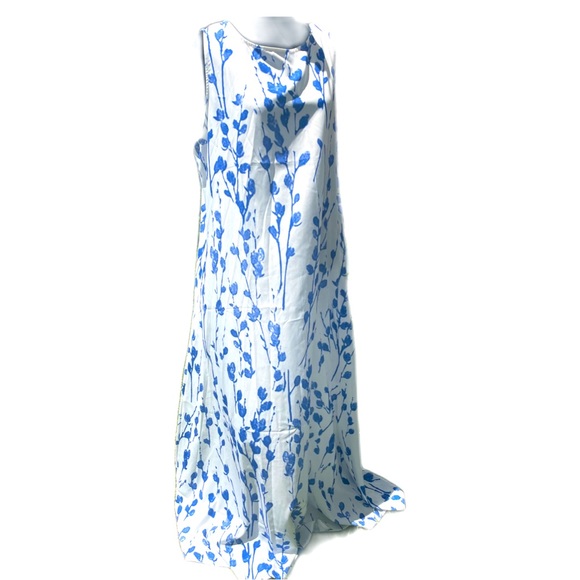 High neck sleeveless maxi dress - Picture 3 of 6